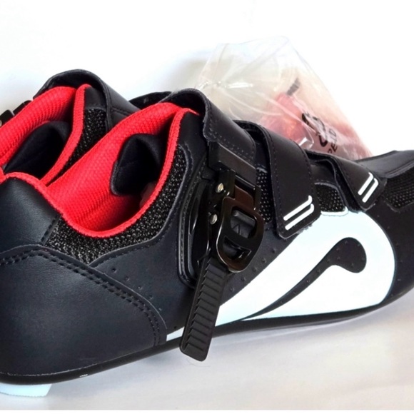 NWT Peloton Cycling Shoes - Picture 5 of 8